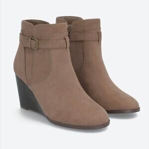 Market & Spruce Brown Wedge Heeled Boots